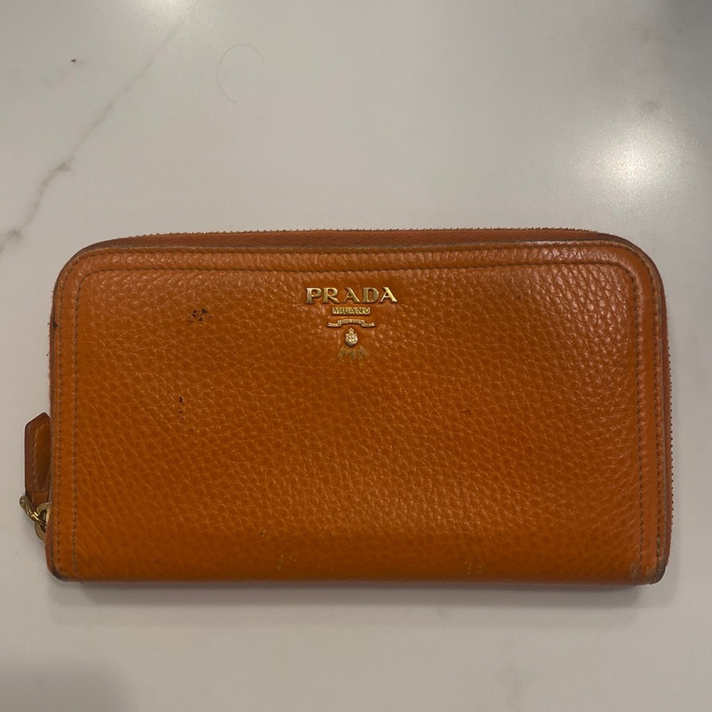 ORANGE PRADA WALLET